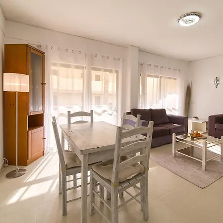 Lgs67 Bonito T2 A 100mts Apartment Lagos